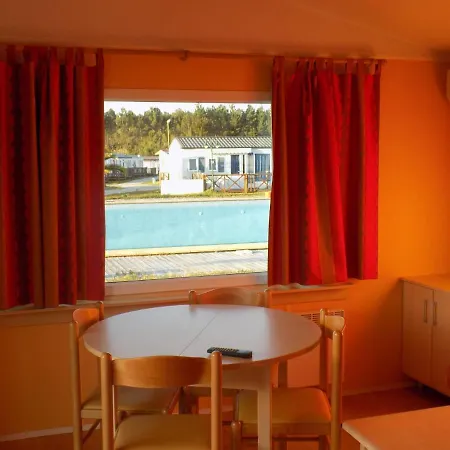 Natur Camping Bungalow T2 - 19 Casa vacanze *